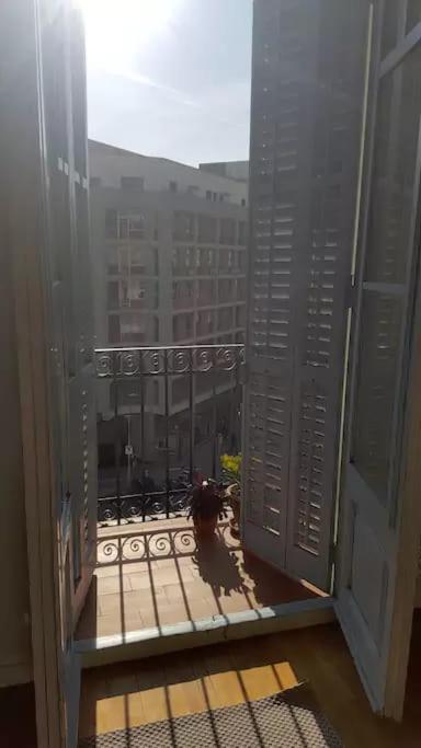 Piso En Sagrada Familia Apartment Barcelona Luaran gambar